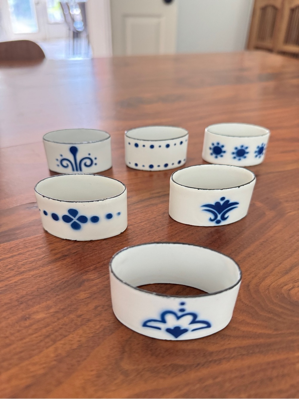 IKEA Heder Vintage Blue White Enamel Napkin Rings Katarina Brieditis (6) NOS - Picture 5 of 10